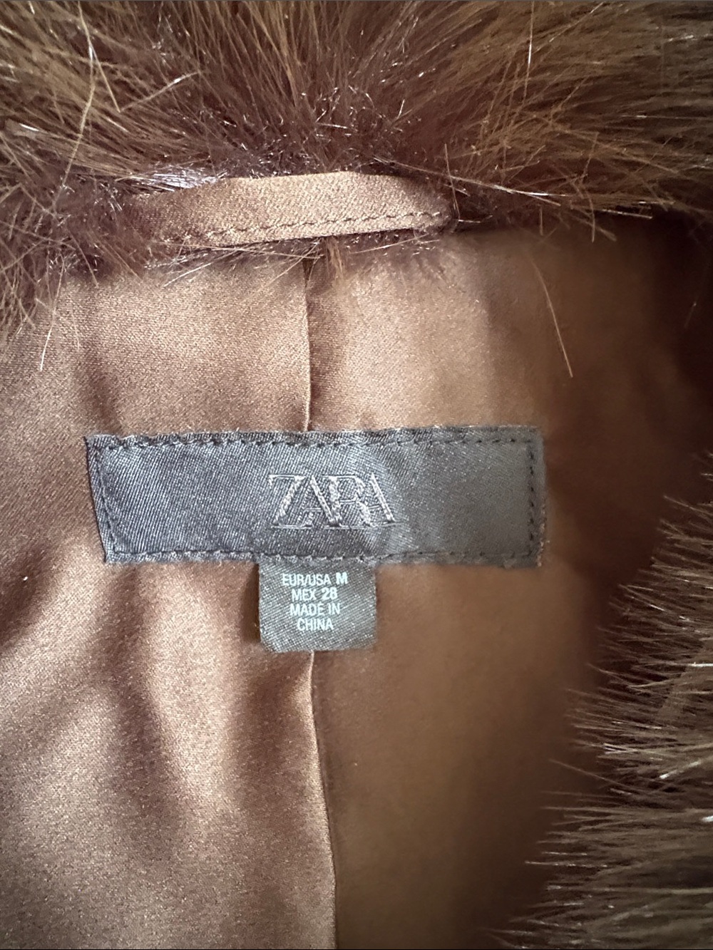 Zara faux fur brown Coat with belt - Picture 6 of 6
